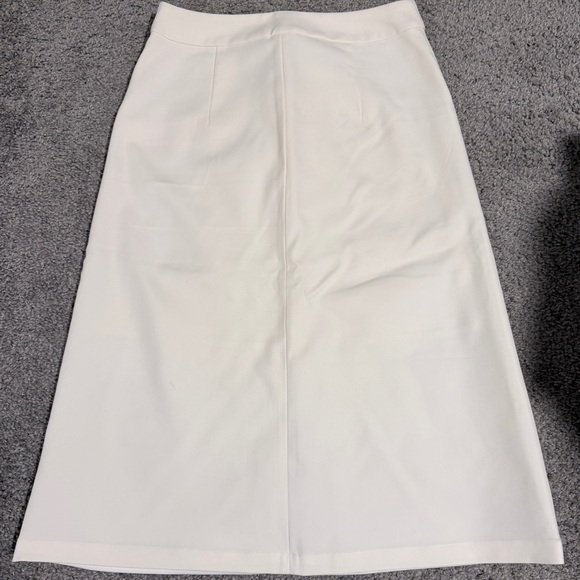 Floral Print White Skirt - Picture 4 of 4